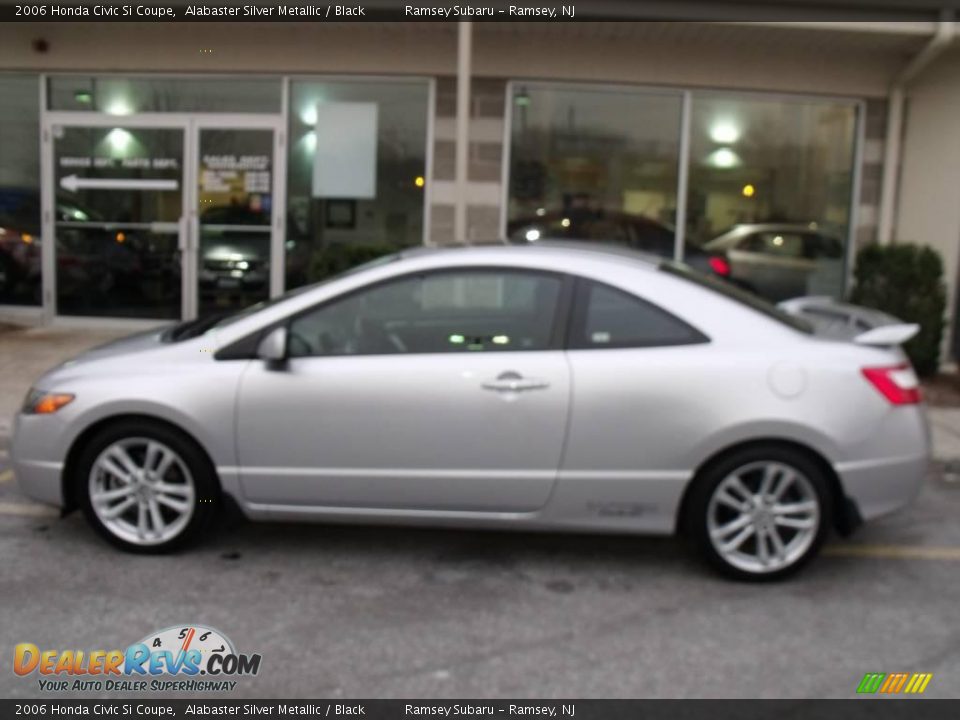 2006 Honda Civic Si Coupe Alabaster Silver Metallic / Black Photo #2