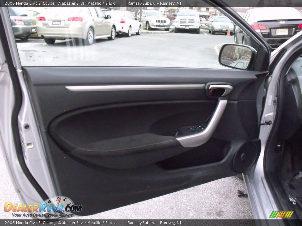 2006 Honda Civic Si Coupe Alabaster Silver Metallic / Black Photo #14