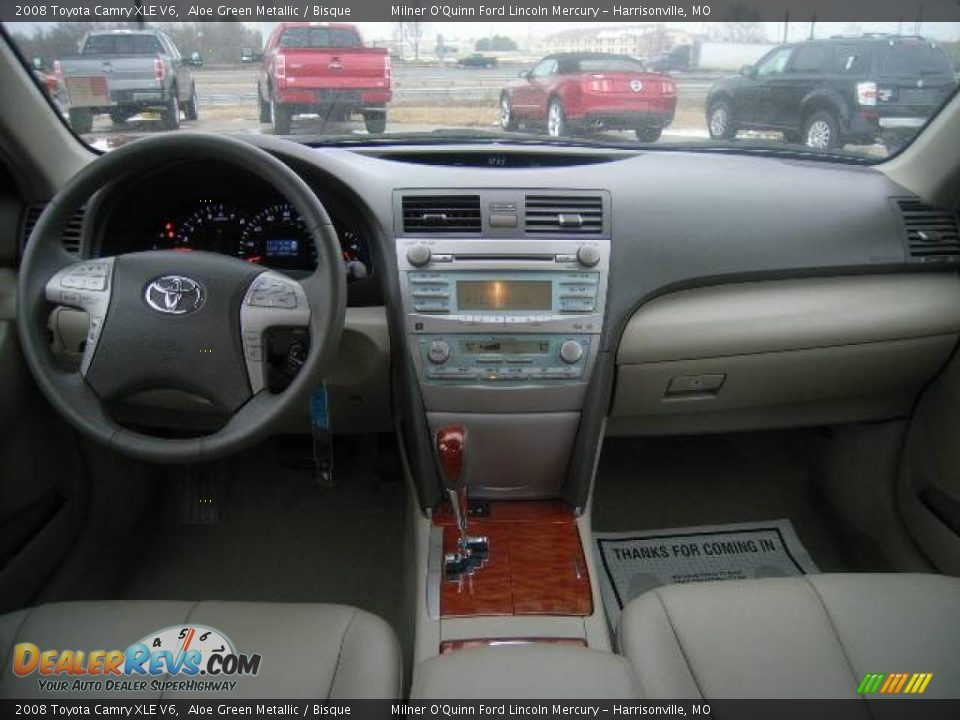 2008 Toyota Camry XLE V6 Aloe Green Metallic / Bisque Photo #18