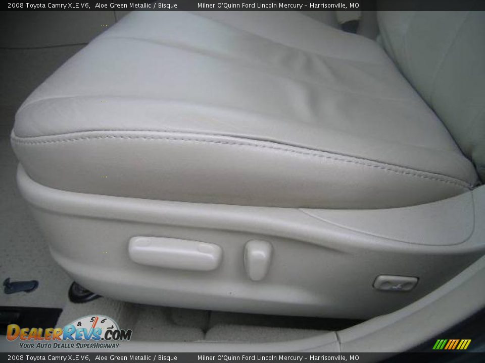 2008 Toyota Camry XLE V6 Aloe Green Metallic / Bisque Photo #22