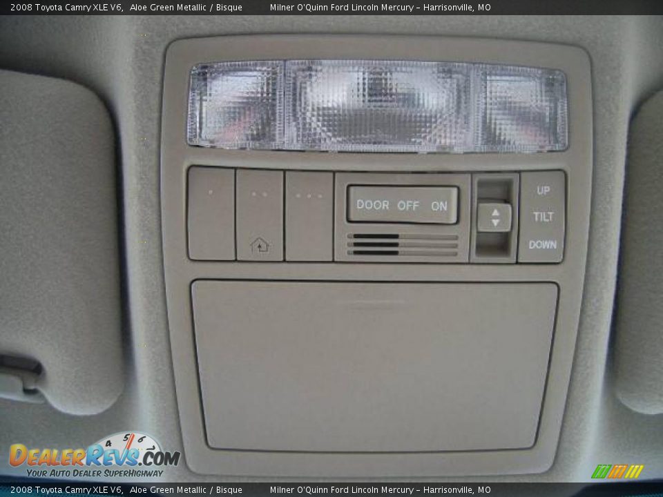 2008 Toyota Camry XLE V6 Aloe Green Metallic / Bisque Photo #34