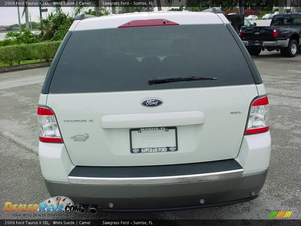 2009 Ford Taurus X SEL White Suede / Camel Photo #4