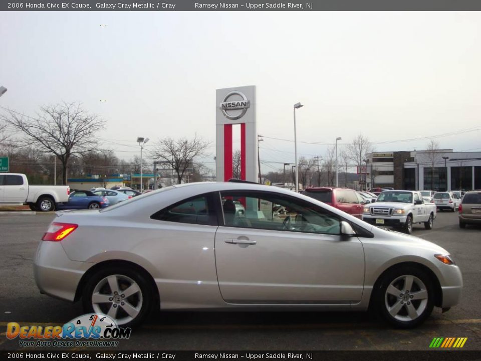 2006 Honda Civic EX Coupe Galaxy Gray Metallic / Gray Photo #11