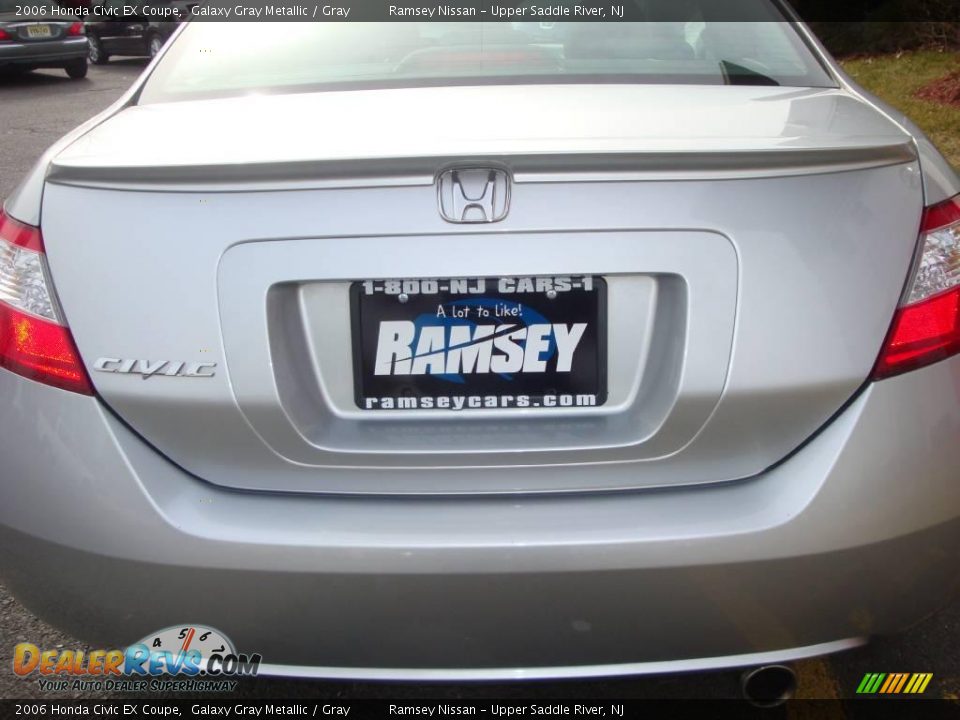 2006 Honda Civic EX Coupe Galaxy Gray Metallic / Gray Photo #19