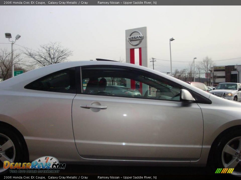 2006 Honda Civic EX Coupe Galaxy Gray Metallic / Gray Photo #21