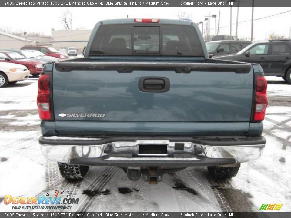 2006 Chevrolet Silverado 1500 Z71 Extended Cab 4x4 Blue Granite Metallic / Medium Gray Photo #5