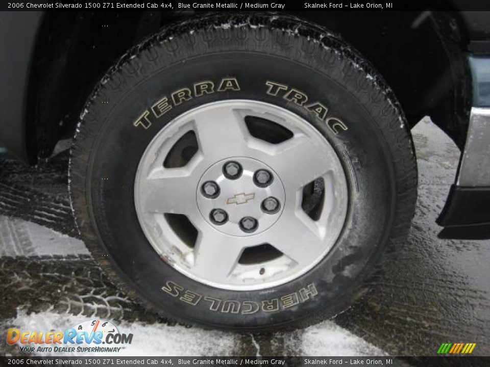 2006 Chevrolet Silverado 1500 Z71 Extended Cab 4x4 Blue Granite Metallic / Medium Gray Photo #14