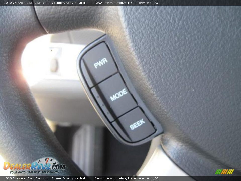 2010 Chevrolet Aveo Aveo5 LT Cosmic Silver / Neutral Photo #7