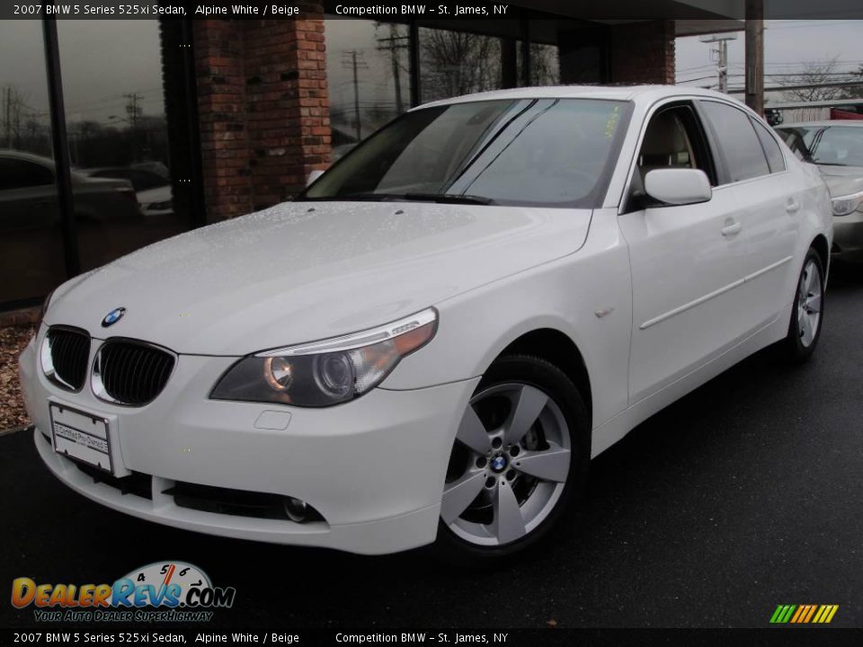2007 BMW 5 Series 525xi Sedan Alpine White / Beige Photo #1