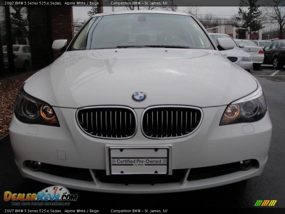2007 BMW 5 Series 525xi Sedan Alpine White / Beige Photo #2