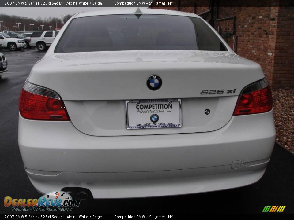 2007 BMW 5 Series 525xi Sedan Alpine White / Beige Photo #5