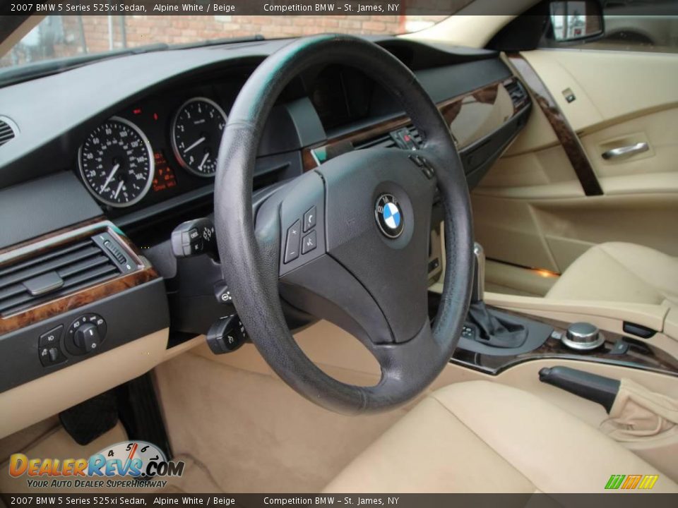 2007 BMW 5 Series 525xi Sedan Alpine White / Beige Photo #11
