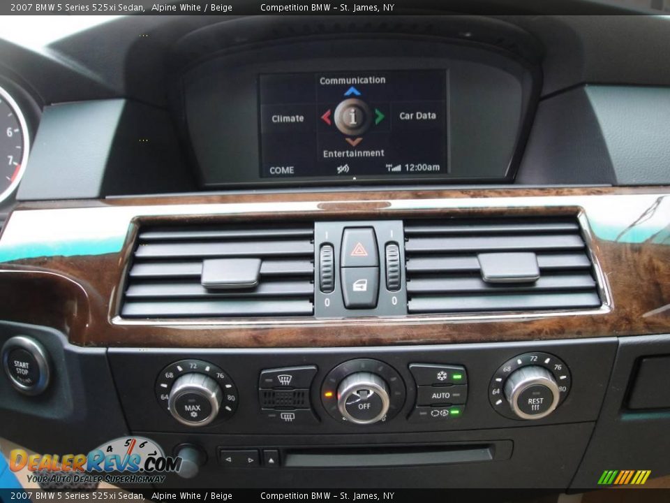2007 BMW 5 Series 525xi Sedan Alpine White / Beige Photo #13