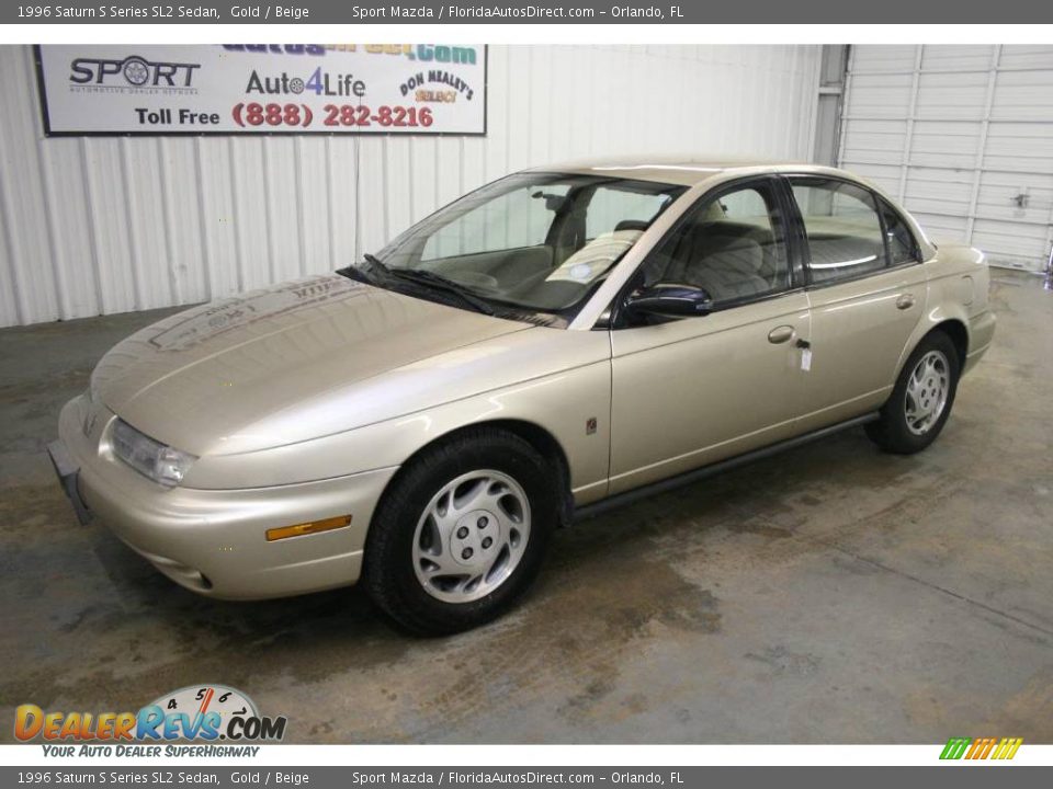 1996 Saturn S Series SL2 Sedan Gold / Beige Photo #4