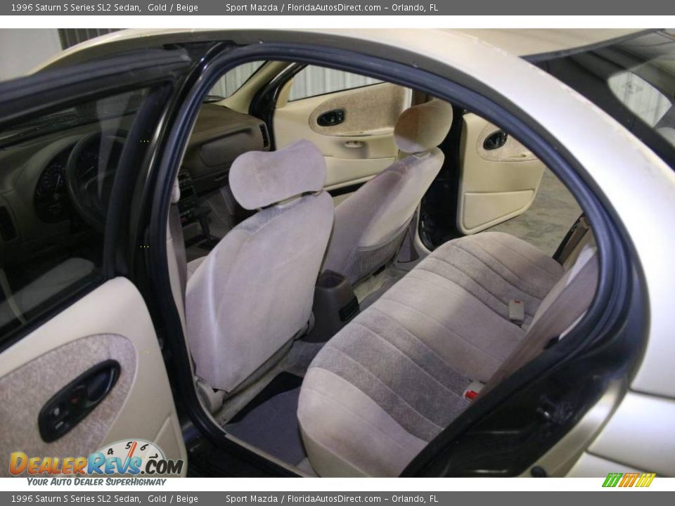 1996 Saturn S Series SL2 Sedan Gold / Beige Photo #12