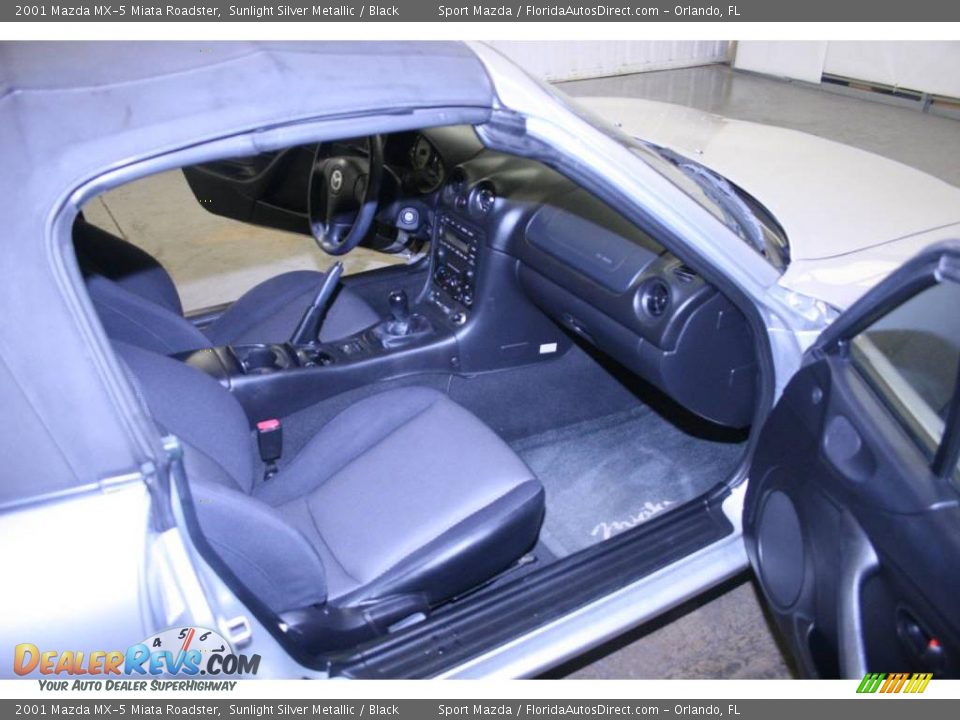 2001 Mazda MX-5 Miata Roadster Sunlight Silver Metallic / Black Photo #10