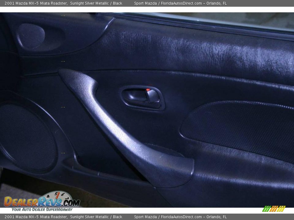 2001 Mazda MX-5 Miata Roadster Sunlight Silver Metallic / Black Photo #17