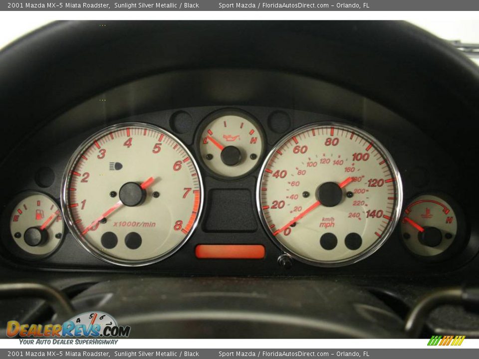 2001 Mazda MX-5 Miata Roadster Sunlight Silver Metallic / Black Photo #21
