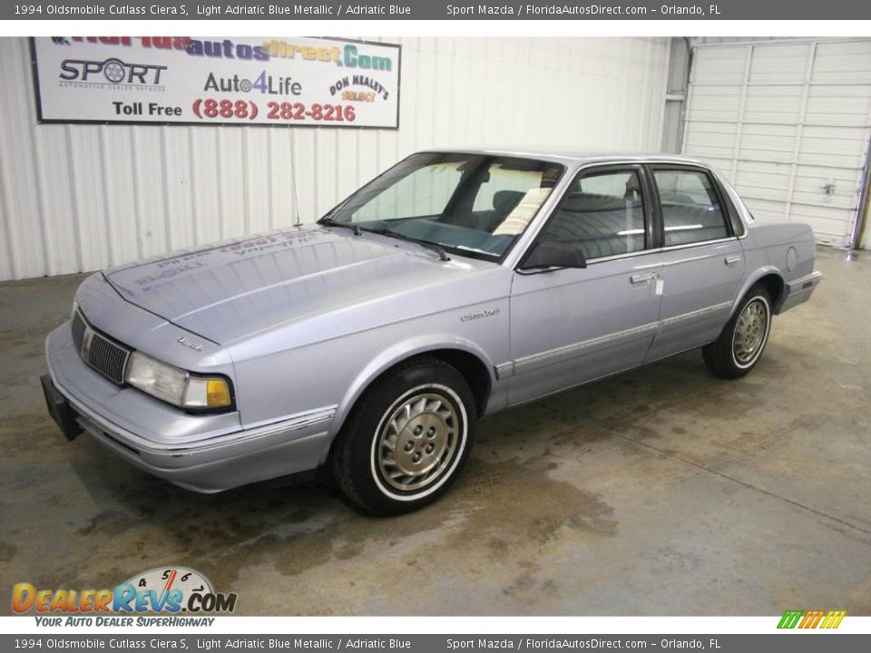 1994 Oldsmobile Cutlass Ciera S Light Adriatic Blue Metallic / Adriatic Blue Photo #4