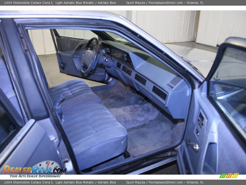 1994 Oldsmobile Cutlass Ciera S Light Adriatic Blue Metallic / Adriatic Blue Photo #6