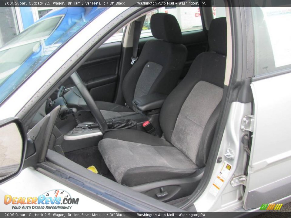 2006 Subaru Outback 2.5i Wagon Brilliant Silver Metallic / Off Black Photo #18