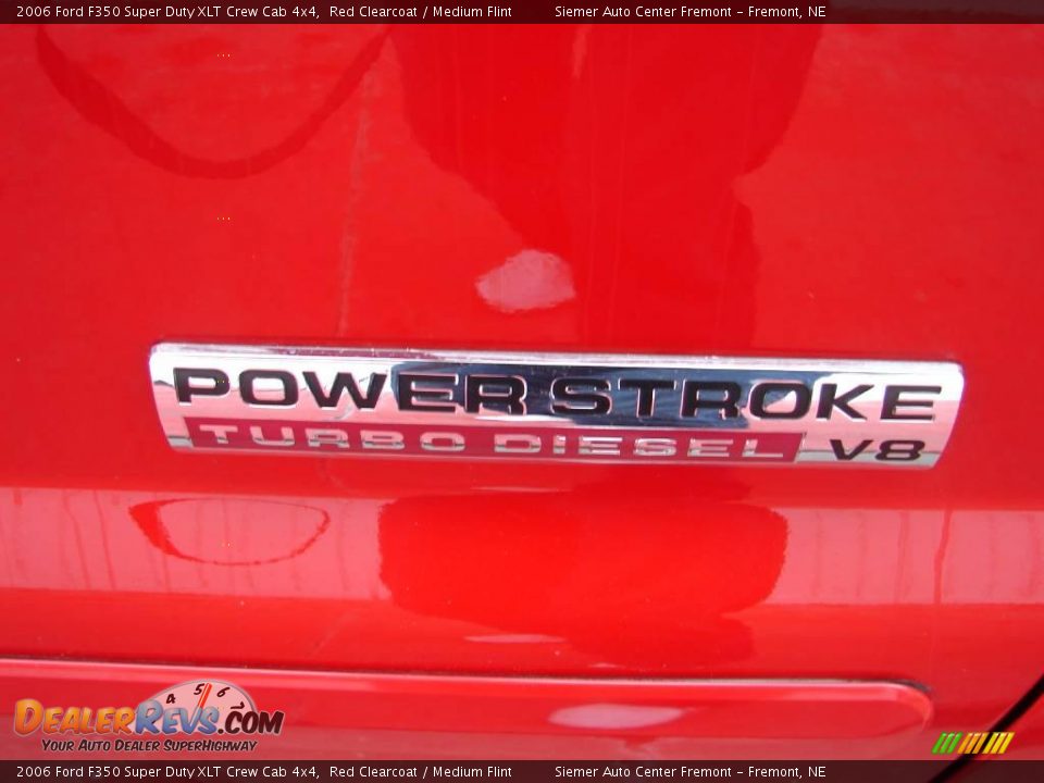 2006 Ford F350 Super Duty XLT Crew Cab 4x4 Red Clearcoat / Medium Flint Photo #15