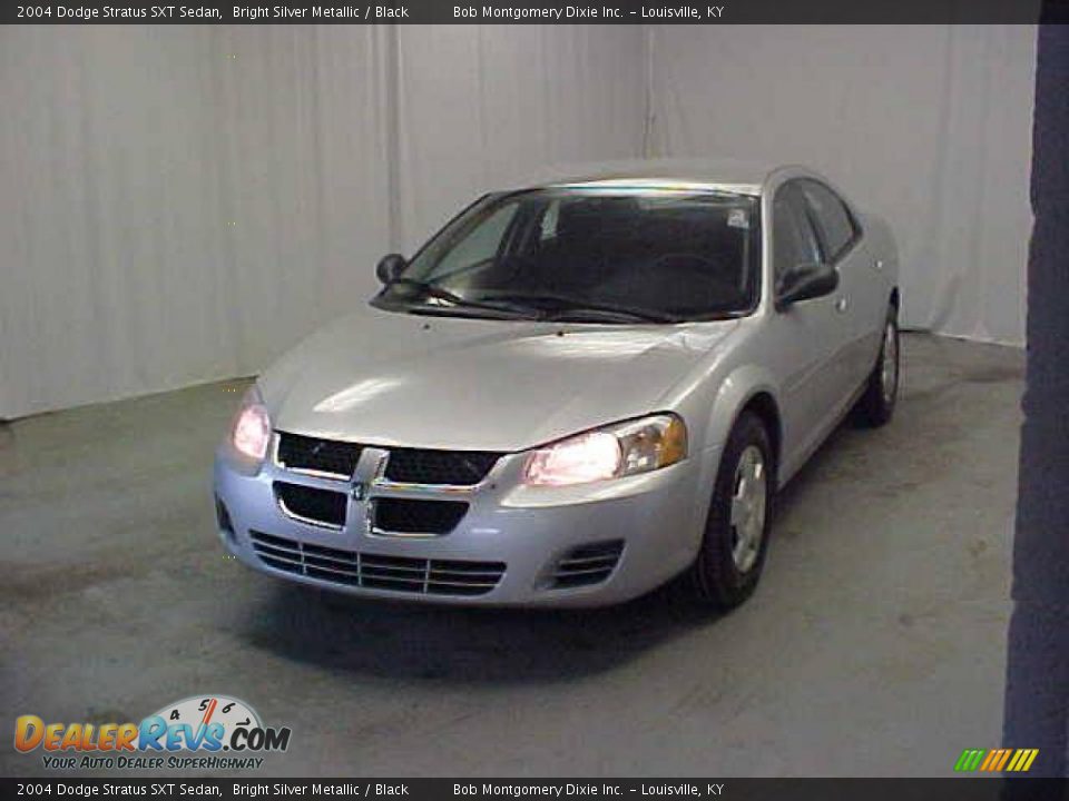 2004 Dodge Stratus SXT Sedan Bright Silver Metallic / Black Photo #3