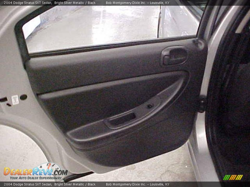 2004 Dodge Stratus SXT Sedan Bright Silver Metallic / Black Photo #15