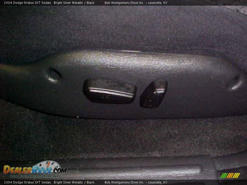 2004 Dodge Stratus SXT Sedan Bright Silver Metallic / Black Photo #19