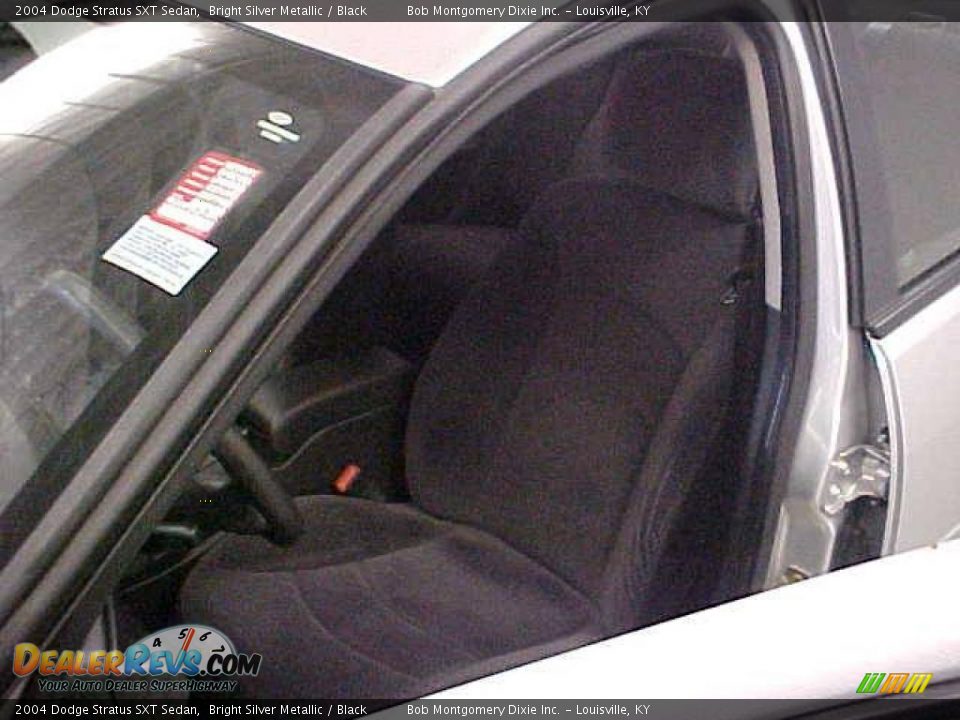 2004 Dodge Stratus SXT Sedan Bright Silver Metallic / Black Photo #20