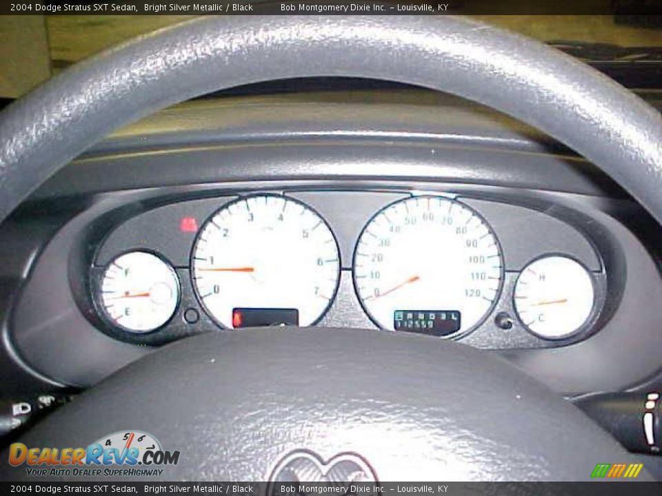2004 Dodge Stratus SXT Sedan Bright Silver Metallic / Black Photo #21