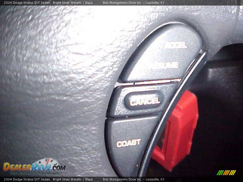 2004 Dodge Stratus SXT Sedan Bright Silver Metallic / Black Photo #23