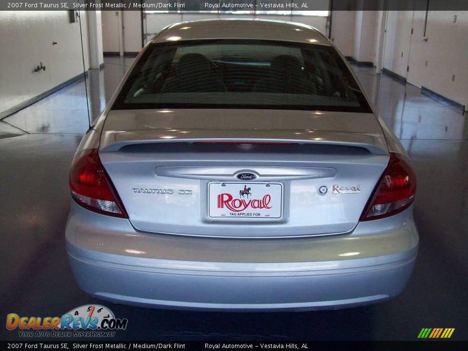 2007 Ford Taurus SE Silver Frost Metallic / Medium/Dark Flint Photo #5
