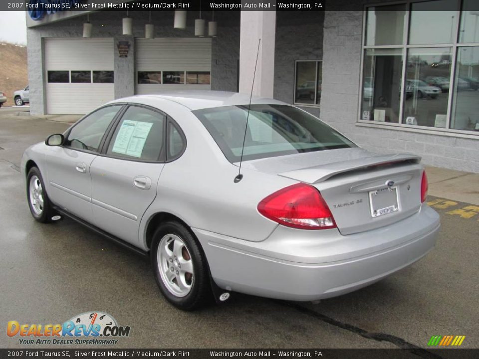 2007 Ford Taurus SE Silver Frost Metallic / Medium/Dark Flint Photo #5