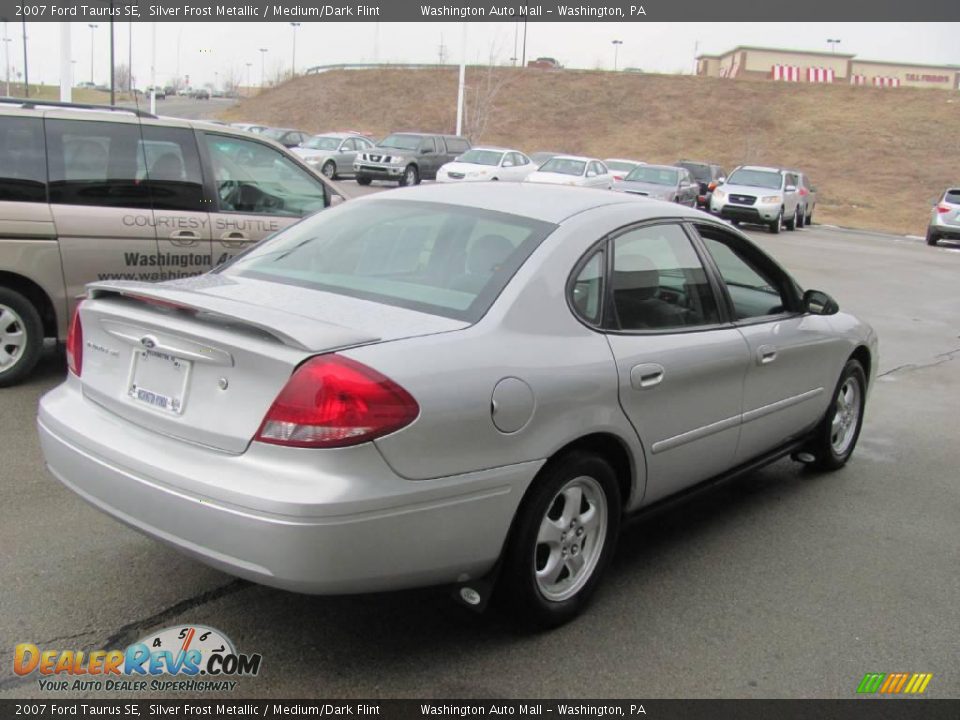2007 Ford Taurus SE Silver Frost Metallic / Medium/Dark Flint Photo #7