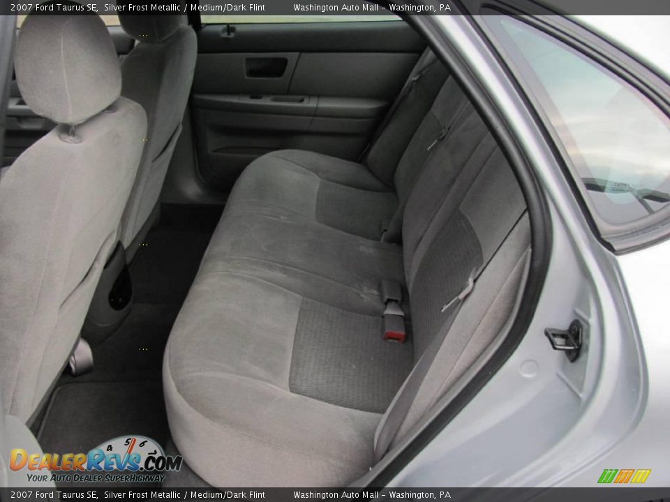 2007 Ford Taurus SE Silver Frost Metallic / Medium/Dark Flint Photo #11