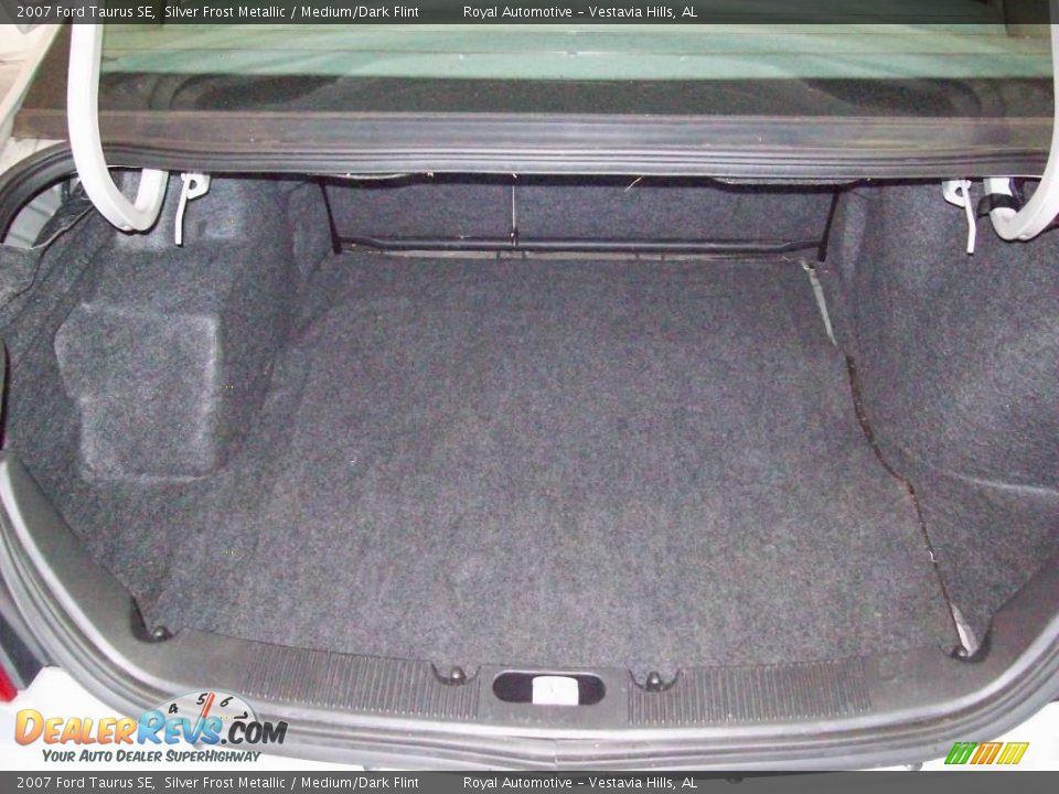 2007 Ford Taurus SE Silver Frost Metallic / Medium/Dark Flint Photo #21