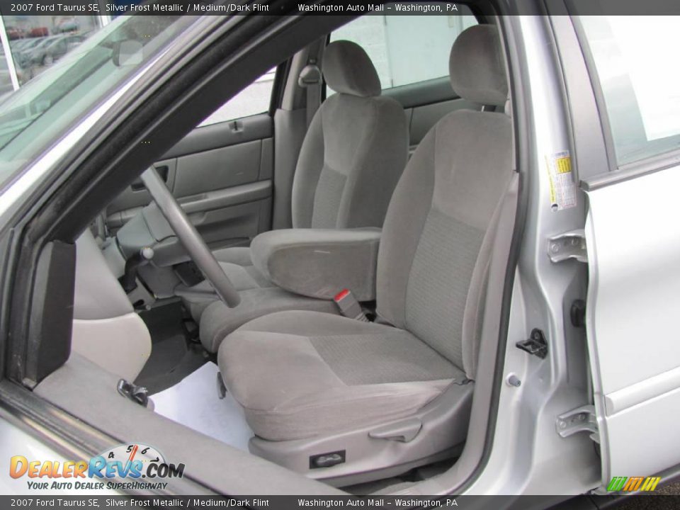 2007 Ford Taurus SE Silver Frost Metallic / Medium/Dark Flint Photo #15