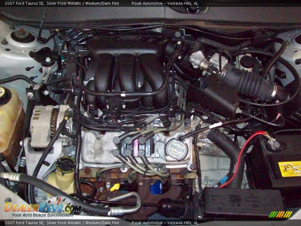 2007 Ford Taurus SE Silver Frost Metallic / Medium/Dark Flint Photo #28