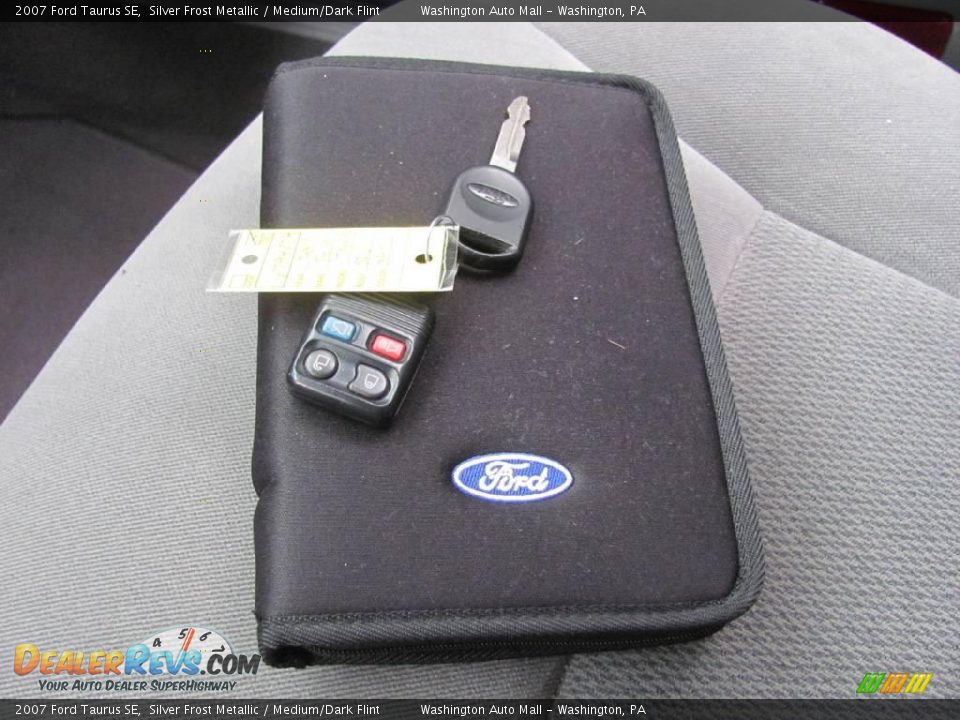 2007 Ford Taurus SE Silver Frost Metallic / Medium/Dark Flint Photo #18