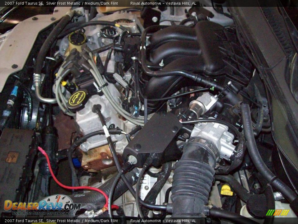 2007 Ford Taurus SE Silver Frost Metallic / Medium/Dark Flint Photo #29