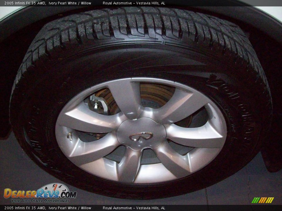 2005 Infiniti FX 35 AWD Ivory Pearl White / Willow Photo #9