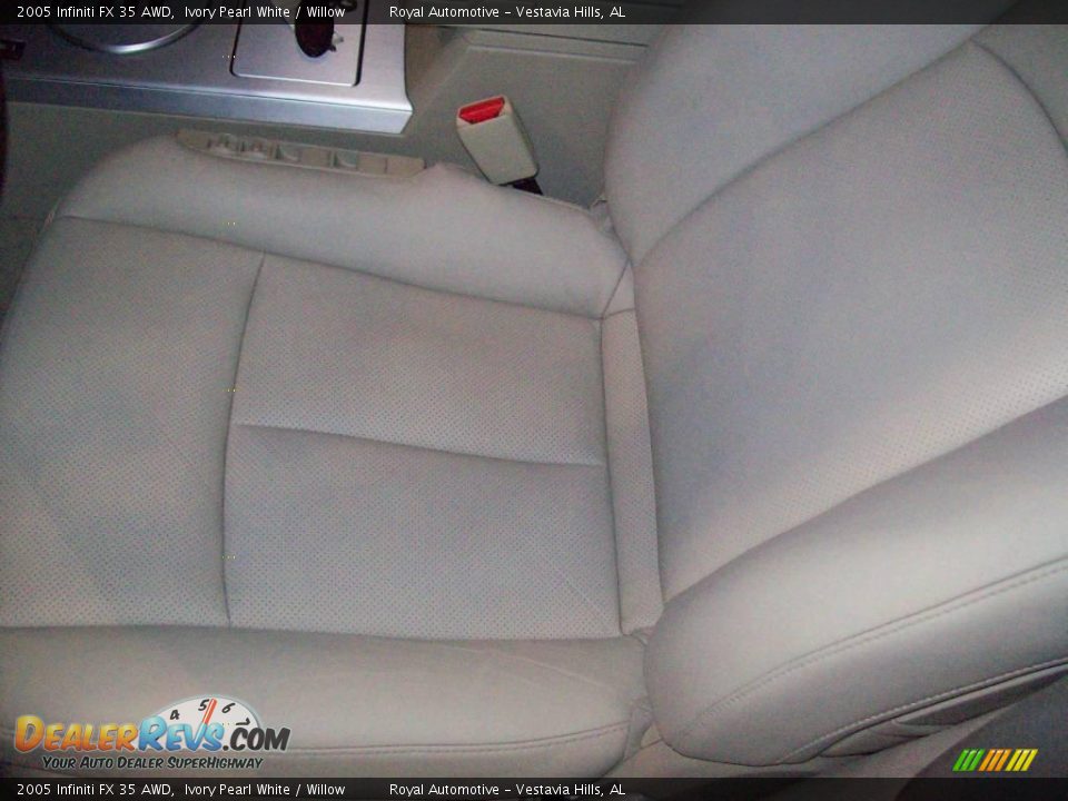 2005 Infiniti FX 35 AWD Ivory Pearl White / Willow Photo #13