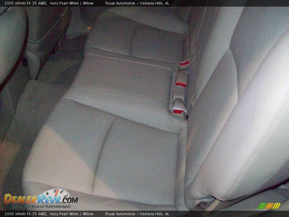 2005 Infiniti FX 35 AWD Ivory Pearl White / Willow Photo #22