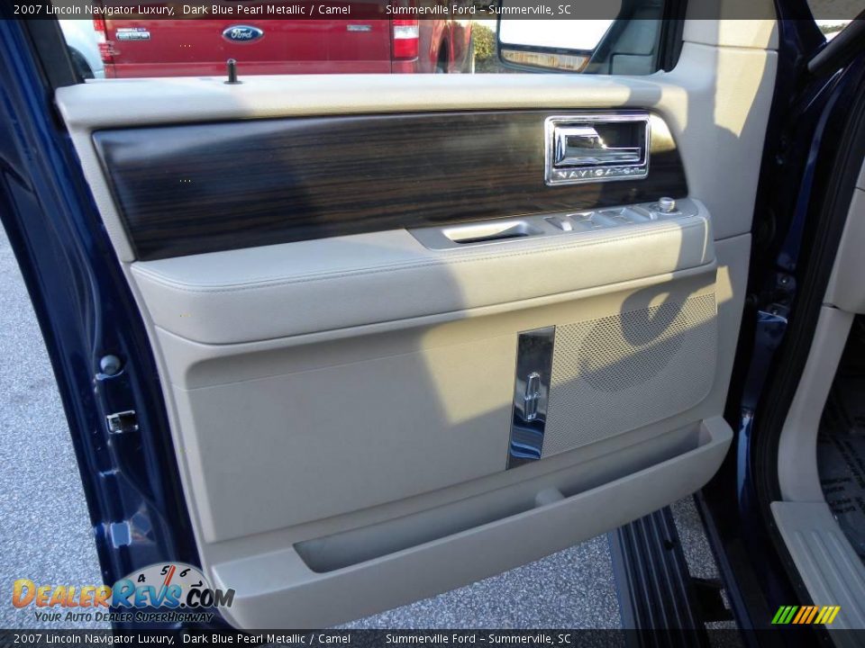 2007 Lincoln Navigator Luxury Dark Blue Pearl Metallic / Camel Photo #6