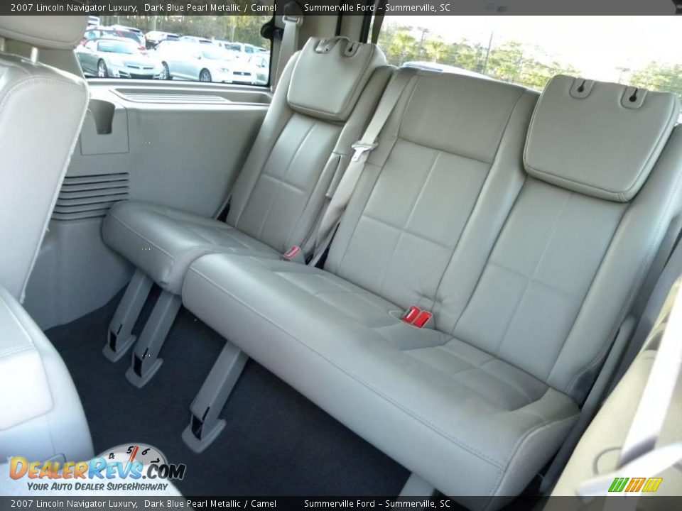 2007 Lincoln Navigator Luxury Dark Blue Pearl Metallic / Camel Photo #9