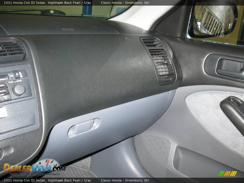 2001 Honda Civic EX Sedan Nighthawk Black Pearl / Gray Photo #19