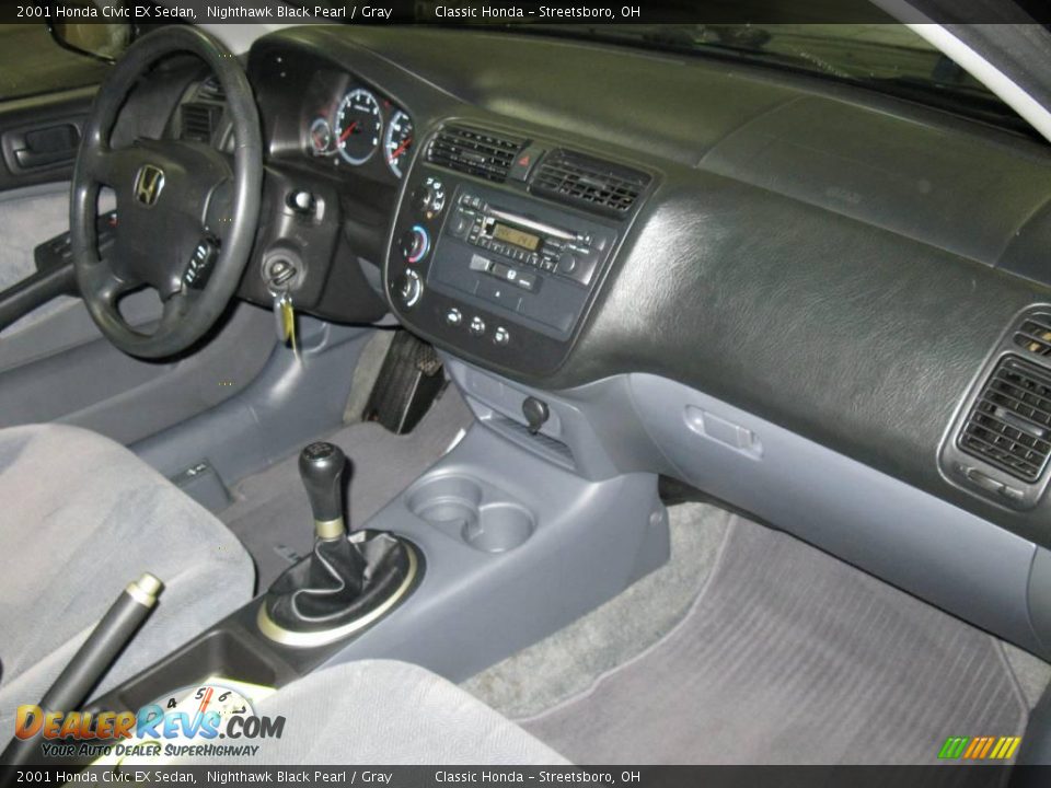 2001 Honda Civic EX Sedan Nighthawk Black Pearl / Gray Photo #24