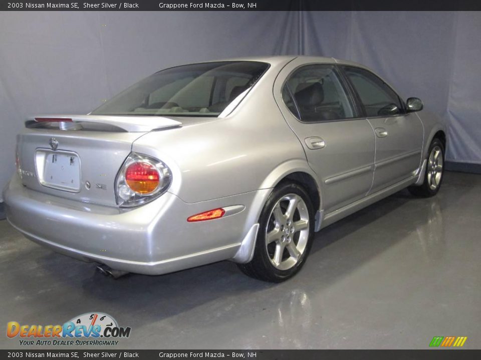 2003 Nissan Maxima SE Sheer Silver / Black Photo #3