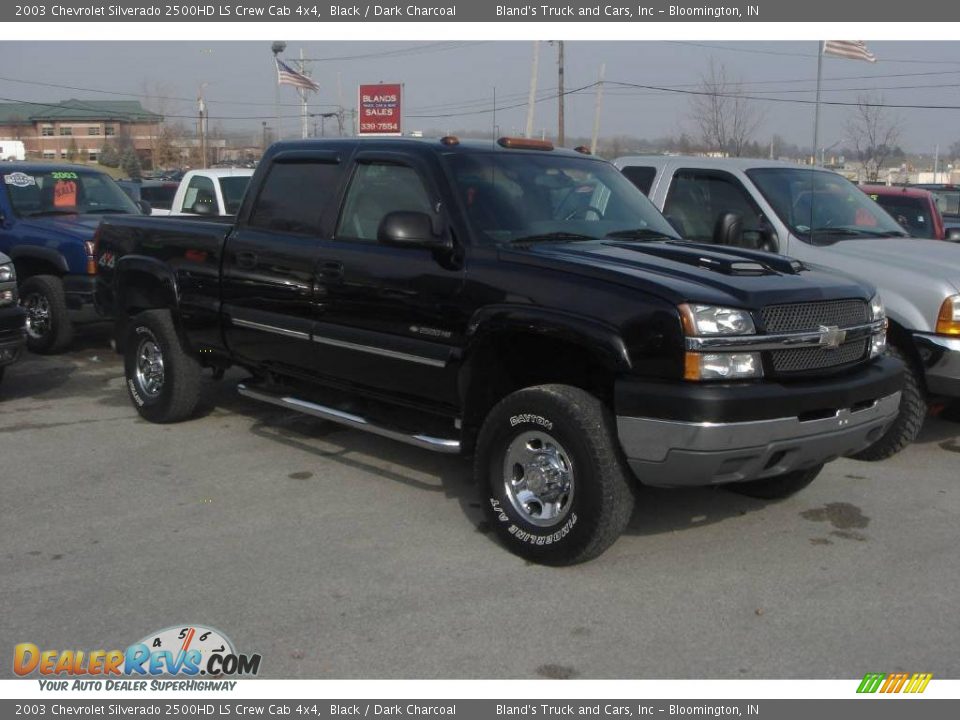 2003 Chevrolet Silverado 2500HD LS Crew Cab 4x4 Black / Dark Charcoal Photo #1